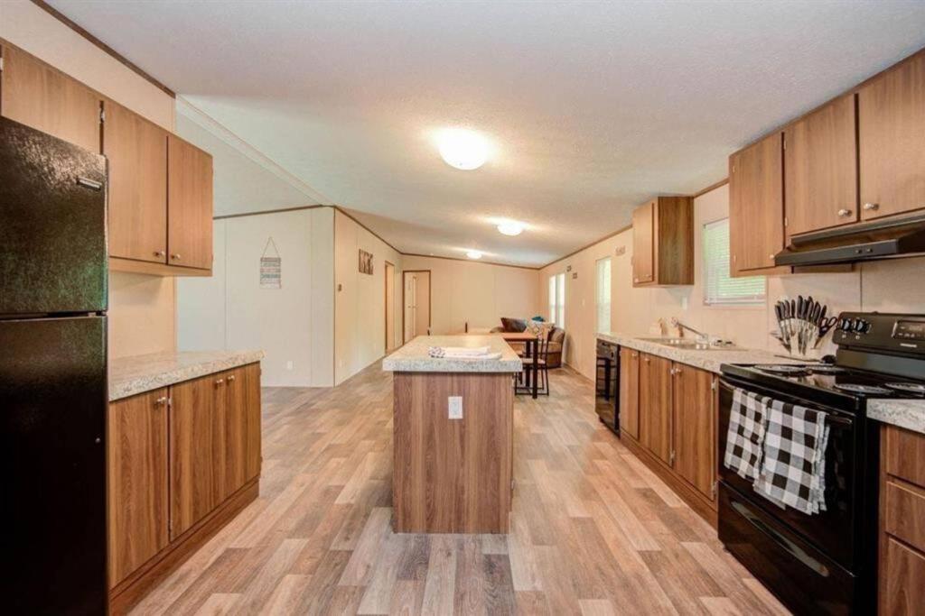 Seaside Serenity - Holiday Home Sleeps 10 Dickinson Bagian luar foto
